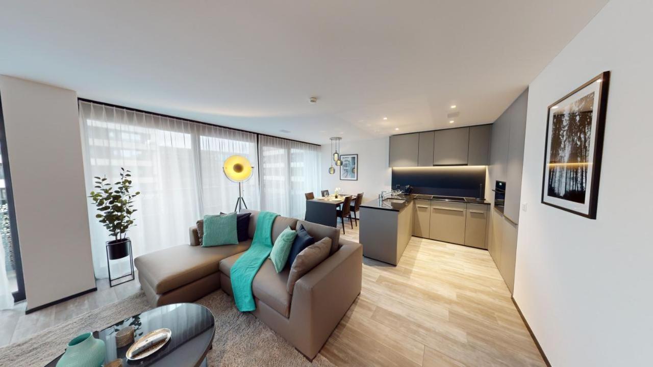 Spacious 1 Bedroom Apartment With Balcony Zürich Eksteriør billede